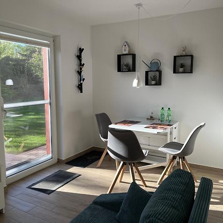 Neu Sanierte Wohnung Fuer 2-4 P เอชเวเกอ ภายนอก รูปภาพ