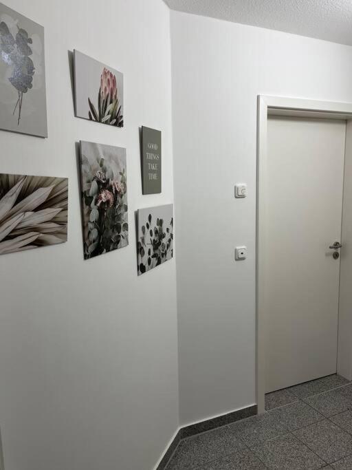 Neu Sanierte Wohnung Fuer 2-4 P เอชเวเกอ ภายนอก รูปภาพ