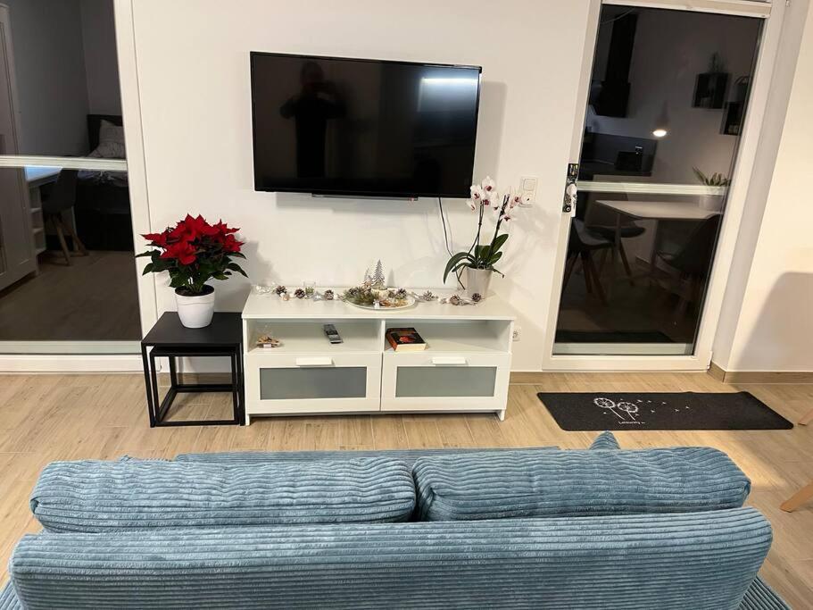 Neu Sanierte Wohnung Fuer 2-4 P เอชเวเกอ ภายนอก รูปภาพ